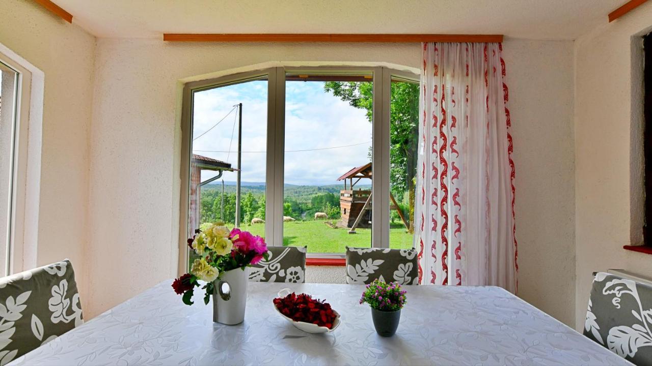 Natura hause Rakovica Bagian luar foto